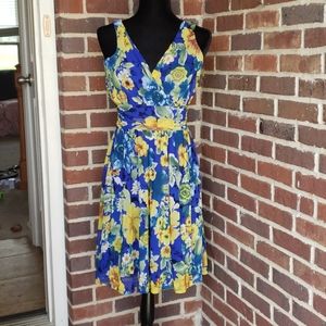 Newport News Blue Yellow Floral Sleevless Dress